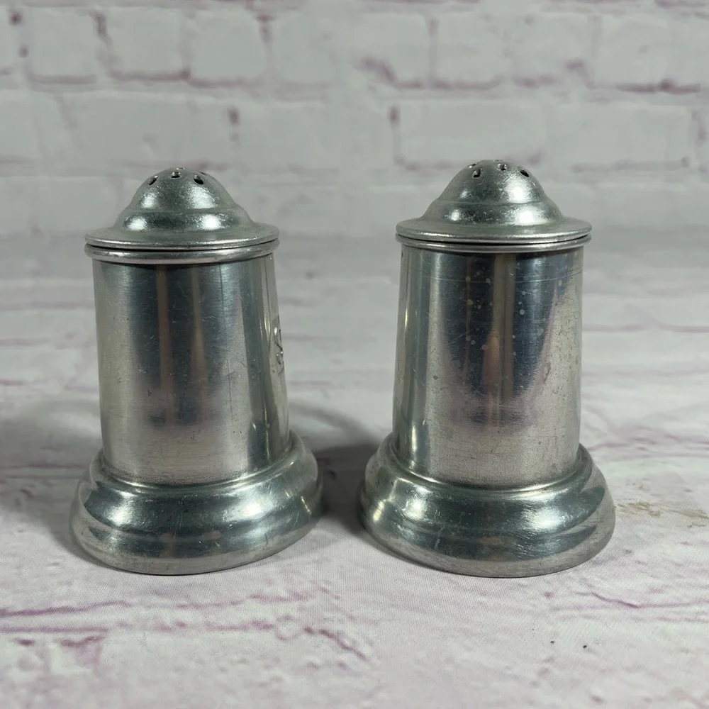 Vintage Metal Beer Stein Salt and Pepper Shaker Set Aluminum Hong Kong